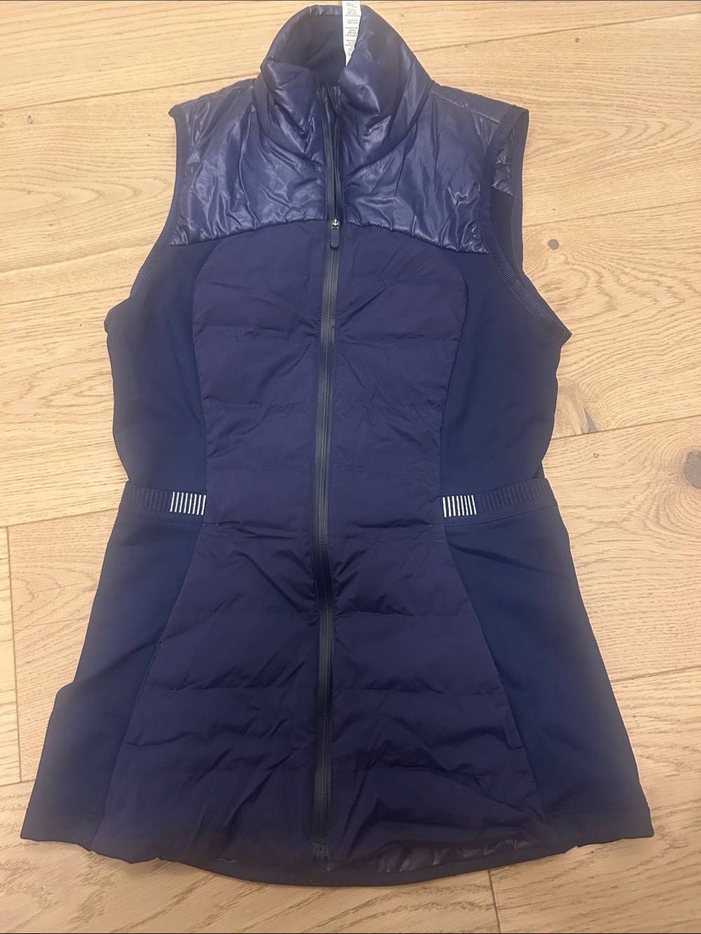 lululemon athletica navy blue quilted zip vest